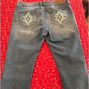 Seven7 cropped jean capris